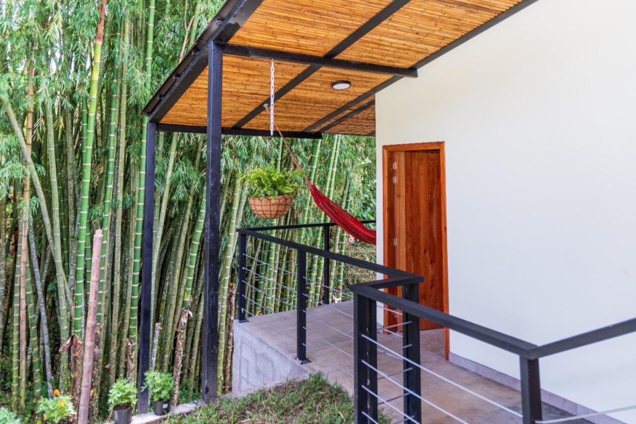 Agradable Cabana Cafetera Con Jacuzzi A 12 Min Del Centro De Pereira Εξωτερικό φωτογραφία
